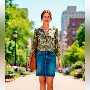 Liz Claiborne 3/4 sleeve blouse Medium